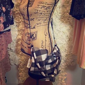 Cross body